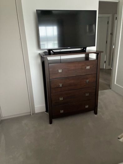 Bedroom Furniture Set
