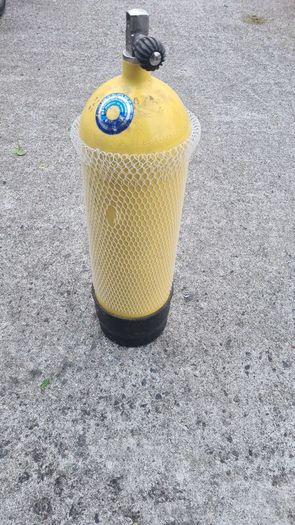 scuba diving cylinder