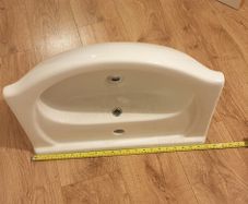 sink bathroom
