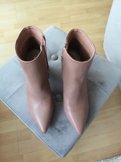 Gallery Beige Ankle Boots Size Uk 6