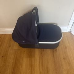 uppababy carrycot bassinet