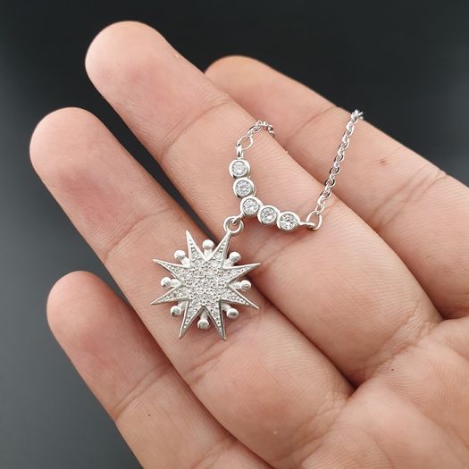 925 Sterling Silver Sparkling Sunburst Pendant Necklace with CZ Stones Elegant Radiant Star Design