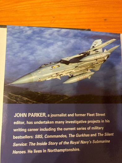 War book:'Strike Command'