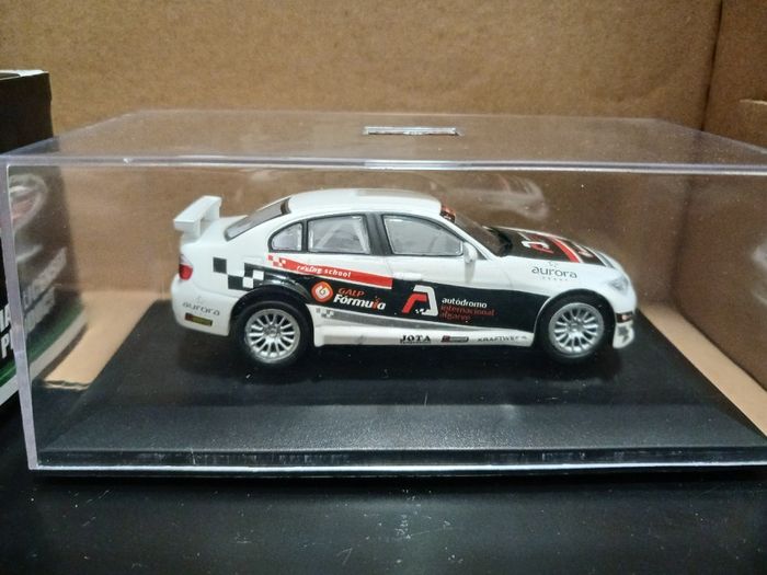 Die cast cars BMW. 1:44