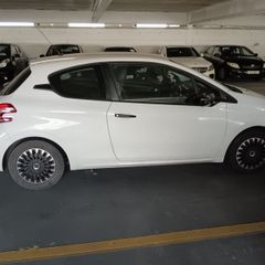 Peugeot 208 2014