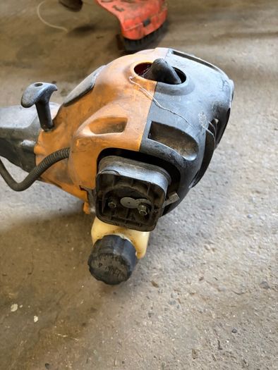 Strimmers, chainsaws and hedgecutters