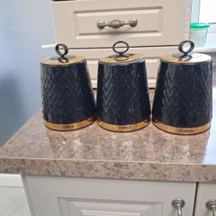tea canasters