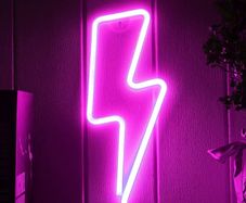 Signs for Bedroom, LED Lightning Neon Sign, Lightning Bolt Wall Decorative Neon Sign, Battery or USB Operated Light Up Neon Sign, Lightning Bolt Neon Lights for Bedroom