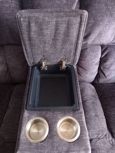 2 Seater Recliner Couch with Drinks holder and Storage compartment
