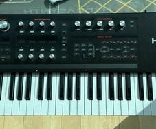 ASM Hydrasynth Deluxe 73-key synthesizer with polyphonic aftertouch - Mint Condition