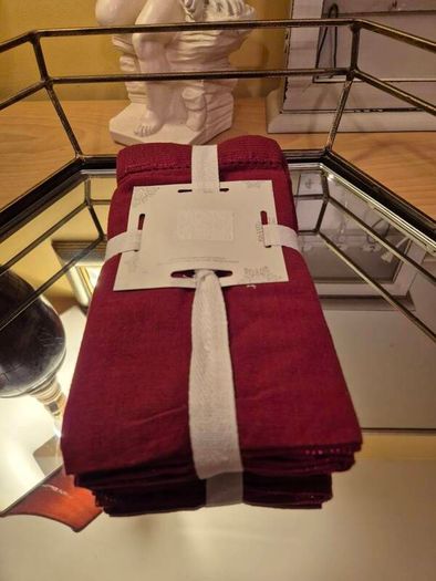 Bella Lux Holiday Collection 100% Cotton Napkin Set, AV