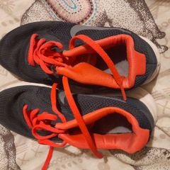 womens trainers