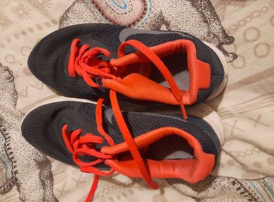 womens trainers