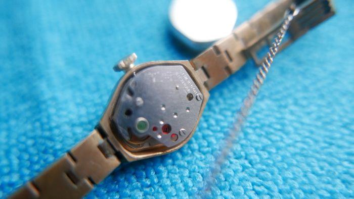 Vintage Atlanta Ladies Watch Tested And Works (good condition)