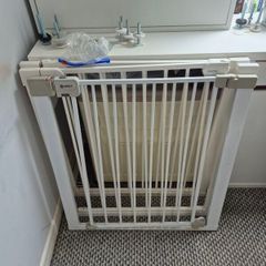 baby safety gate