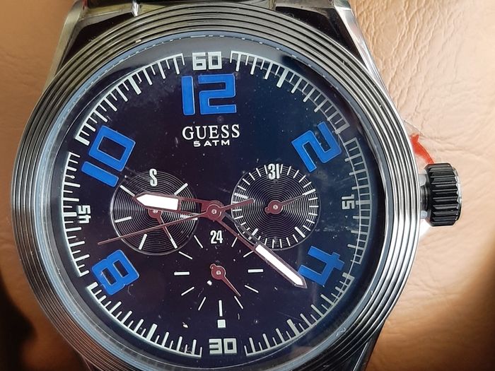 New Guess steel watch in Box
