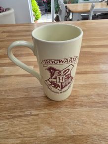 Harry Potter Mug Hogwarts Dont Let The Muggles Get You Down