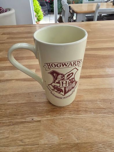 Harry Potter Mug Hogwarts Dont Let The Muggles Get You Down