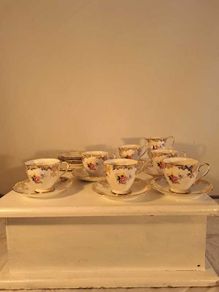 Fine Bone China Tea Set (part)