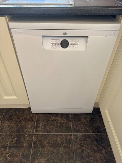 Beko Dishwasher B300