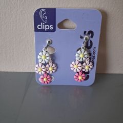 Claire's Clip-on Earrings Pink Flowers