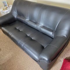 1 Sofa, 2 Arm Chairs (3-Piece Suite)