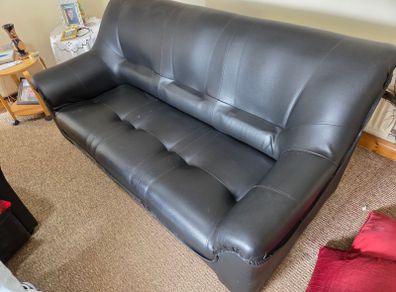 1 Sofa, 2 Arm Chairs (3-Piece Suite)