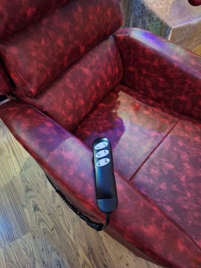 riser / recliner electric armchair