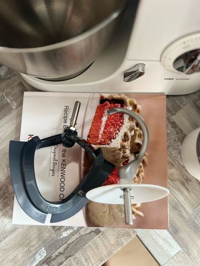 kenwood Premier Chef Kitchen Machine