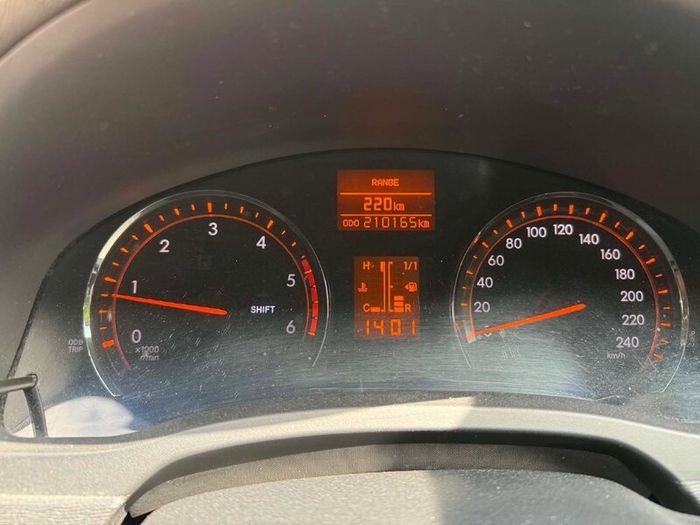 Toyota Avensis 2010