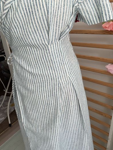 dress Bnwt vintage inspired wrap dress size small 8/10 midi short sleeve dress