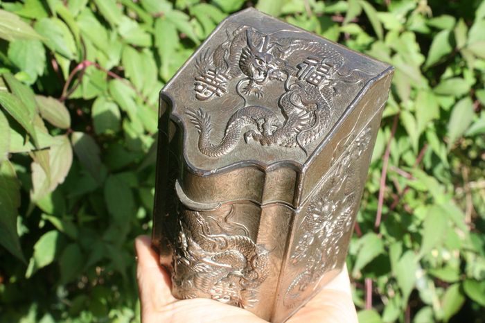 Vintage Chinese Decorative Box H-4" 3" x 3"