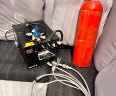 Twin beer cooler, reg / coupler/ gas bottle