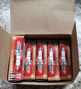 Spark plug job lot 6X champion l82yc  copper plus