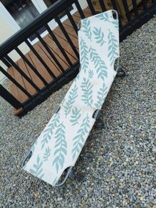 sun loungers