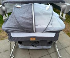 Magic ZC Electric Smart Bedside Crib