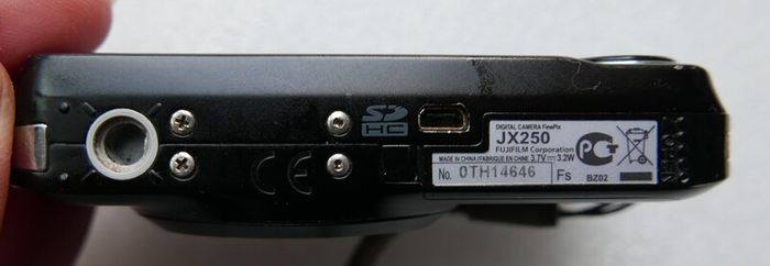 Fujifilm JX250 14 Megapixel Digital Camera - Works Well.