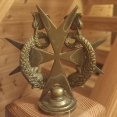 Rare antique 1920s Maltese Cross car mascot, D18 post 6e