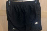 Black short size medium