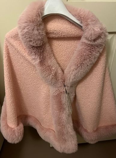 New Fake Fur Knitted Cape
