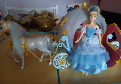 Cinderella Doll & Horse & Carriage