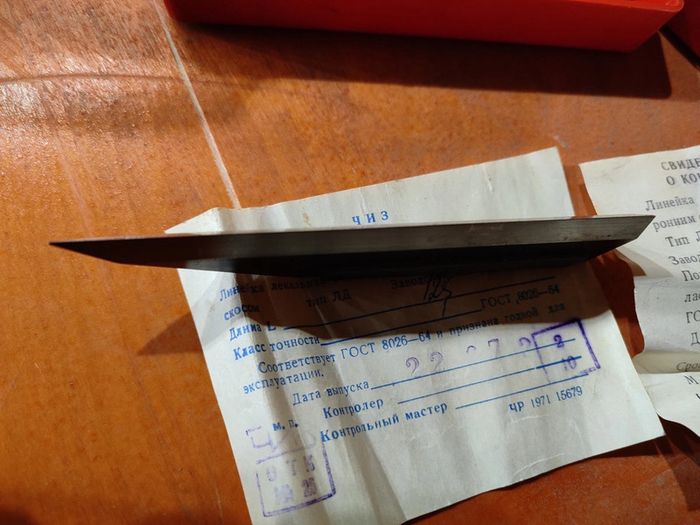 Precision Machinist's Straight Edge 125 mm with double-sided bevel.