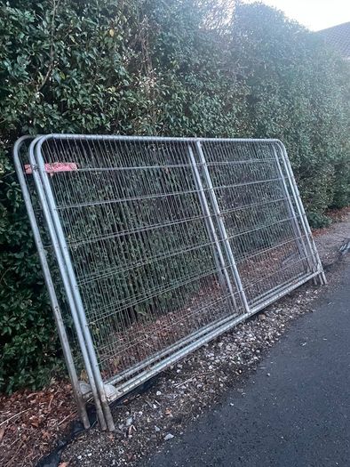 Fence - Temporary
