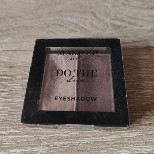 Used eyeshadows