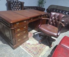 large partners desk+captains chair