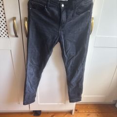 Black Jeans