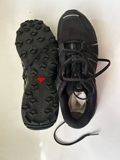 Salomon cross country runners Size 7