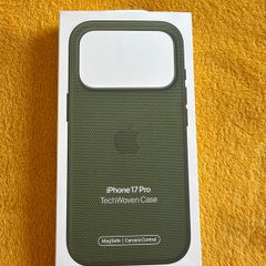 Apple official case TechWoven Case with MagSafe