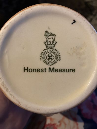 Royal Doulton character jug "Honest Measure "