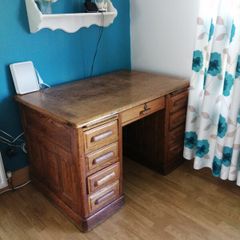 desk